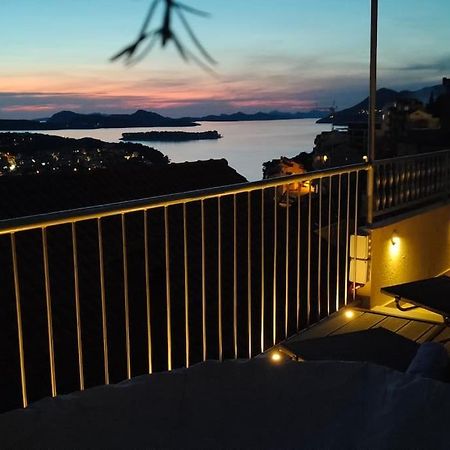 Ferienwohnung Kate'S Studio With An Amazing View Dubrovnik Exterior foto